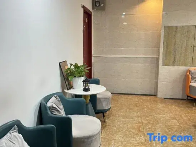 MingYi Apartment
