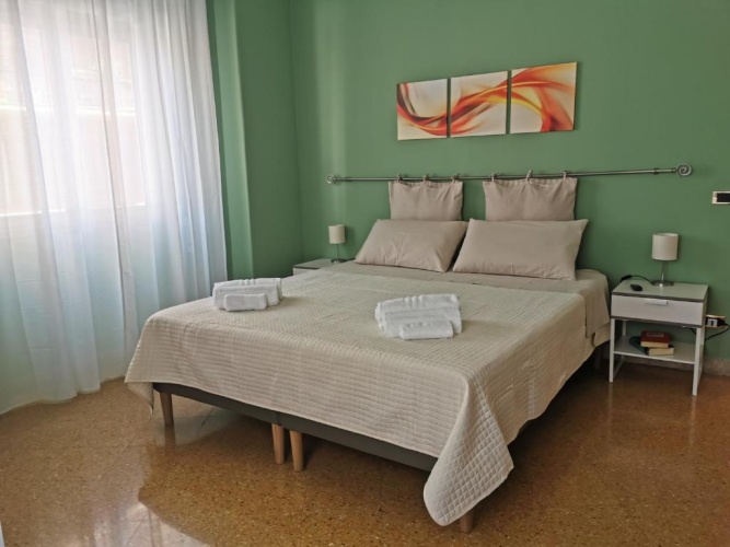 2 Bedrooms Cottage
