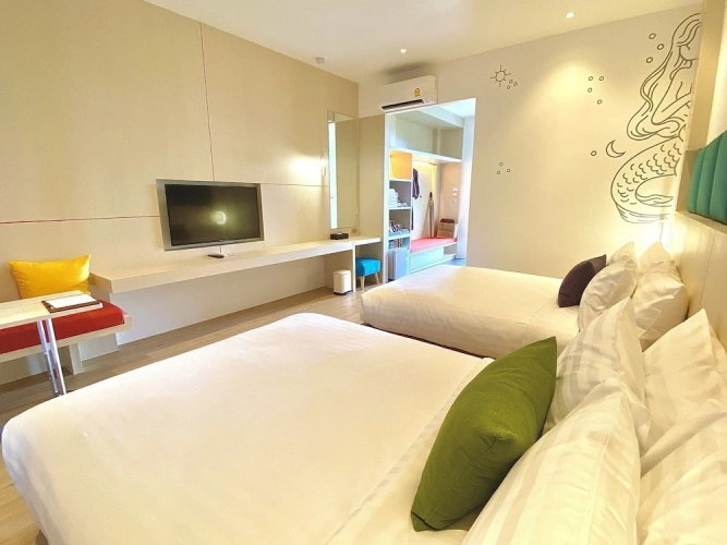 Superior Twin room with balcony