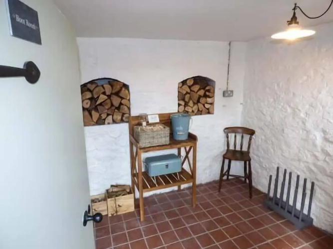 Kitts Cottage