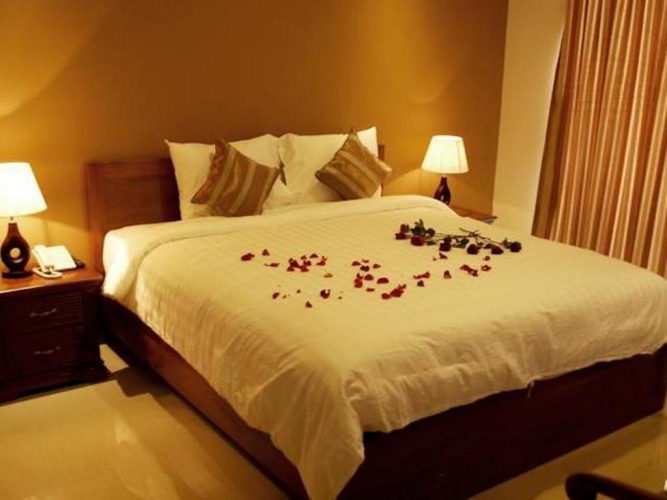 Standard Triple room