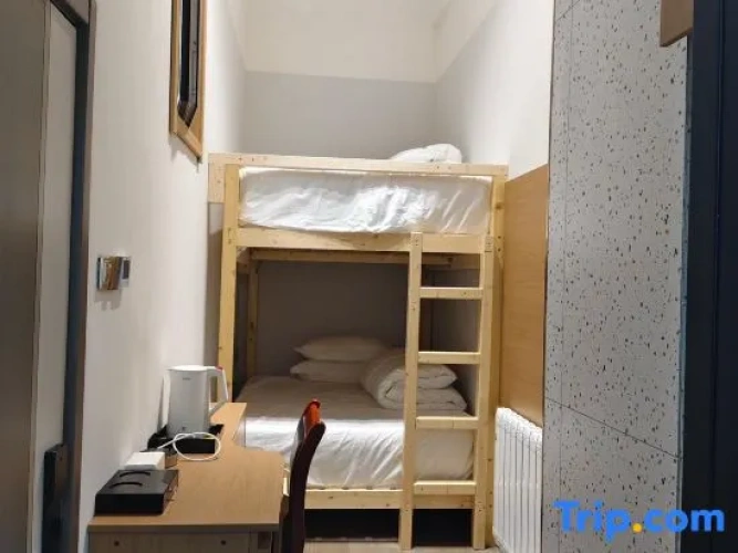 Standard Twin Family room