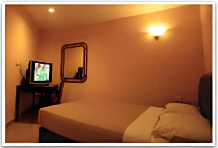 Hotel Reko Inn