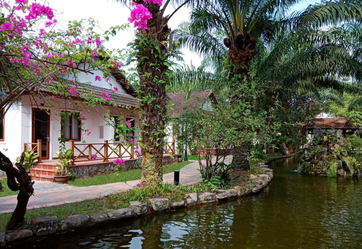Deluxe Double Bungalow