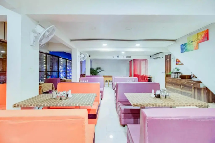 Hotel Springs by OYO Rooms