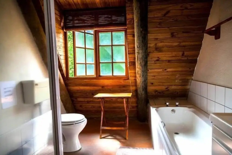 Dwarsberg Trout Hideaway