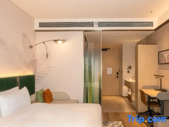 Standard Double room with garden view