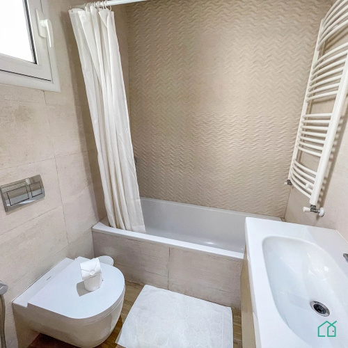 Bright Stylish 1bd Flat in Jardins De Carthage