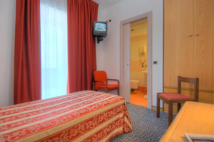 Hotel Bristol