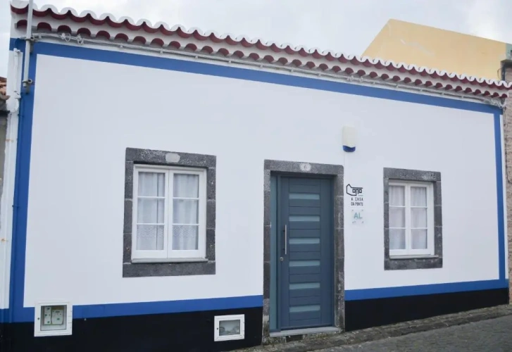 Twin Cottage