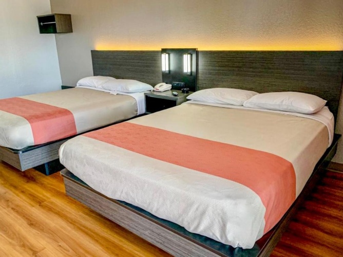 Classic Quadruple room
