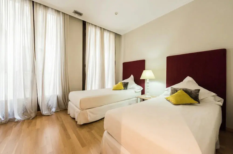 Prado Museum Apartment