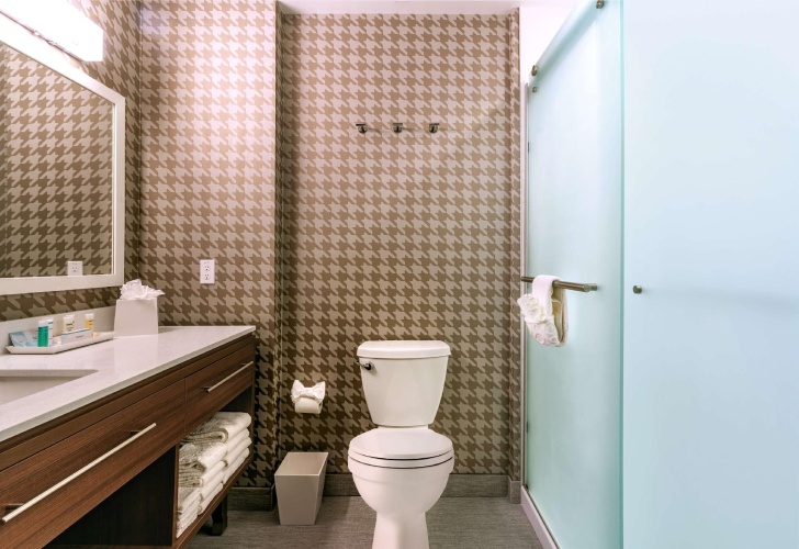 Quadruple Suite