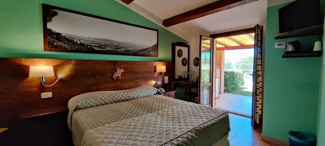1 Bedroom Suite with balcony and with view