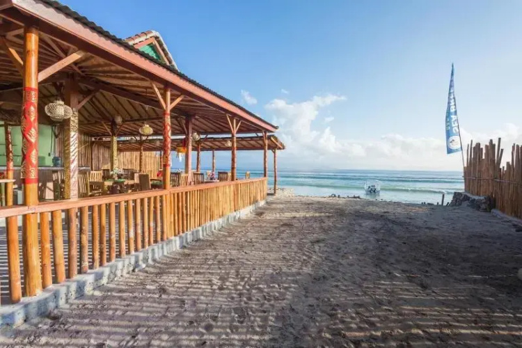 Road Beach Premier