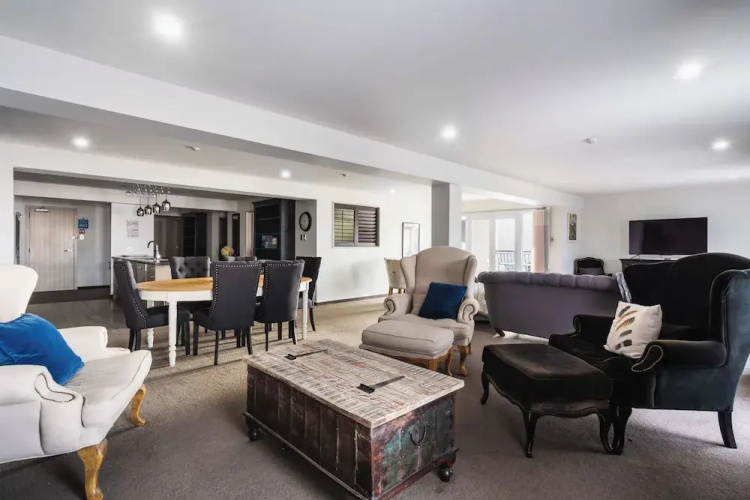Manor Place Apartment