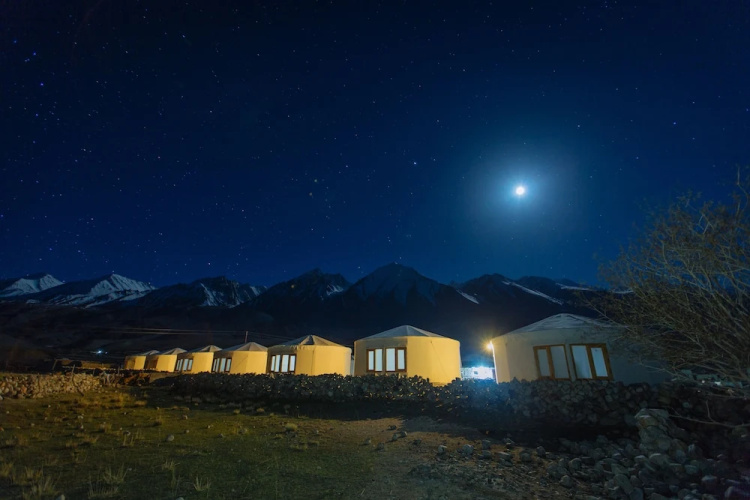 Pangong Sarai