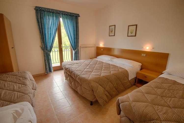 Standard Quadruple room