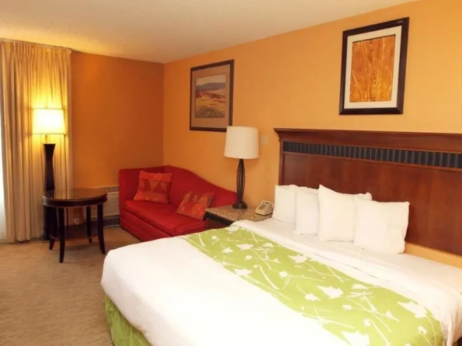 Standard Double room with balcony