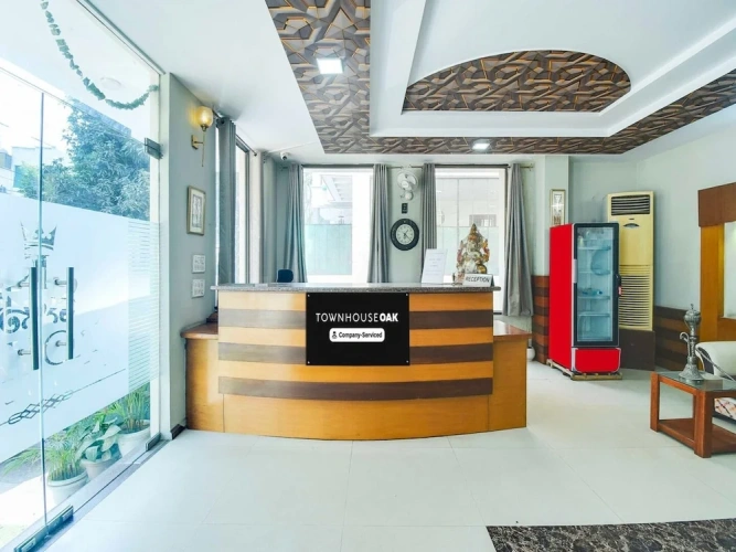 Townhouse Malviya Nagar Fortis Hospital