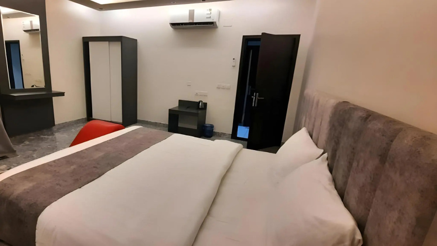 Golden Gewan Hotel