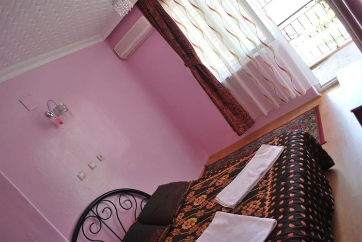Dort Mevsim Hotel
