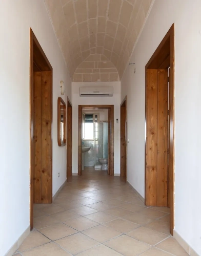 3 Bedrooms Apartment