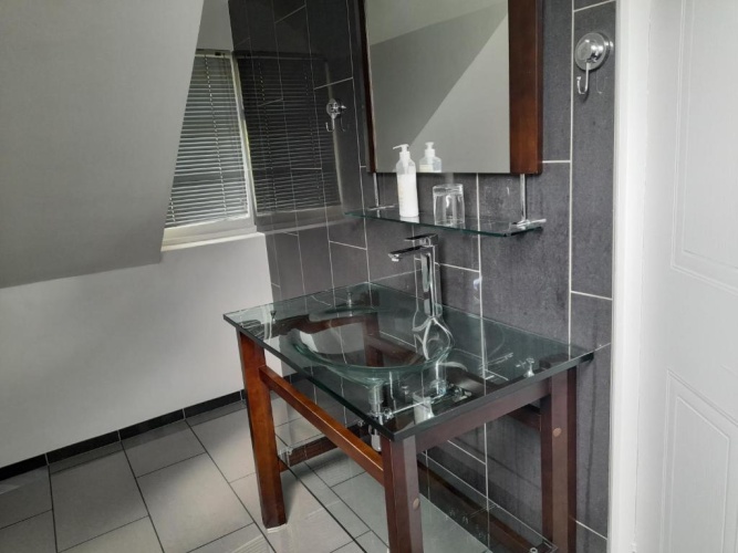 Premium Double Suite with mountain view