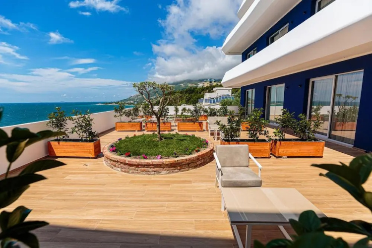 Hotel Regina Blue