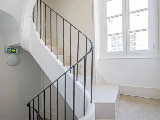 Large Comfortable Apartment in Bayeux
