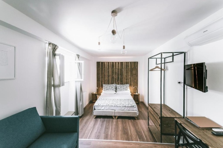 Deluxe Family room