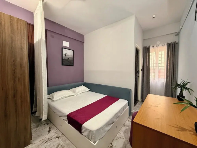 C SUITES Colive 1263 Bren