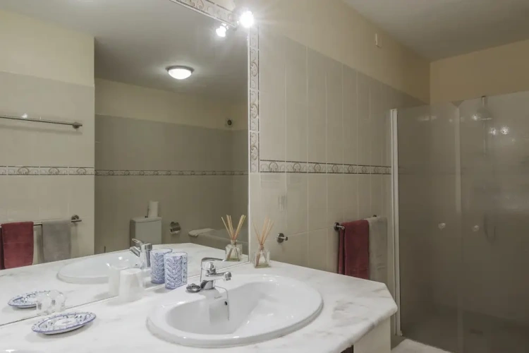 1 Bedroom Apartment with balcony and with pool view