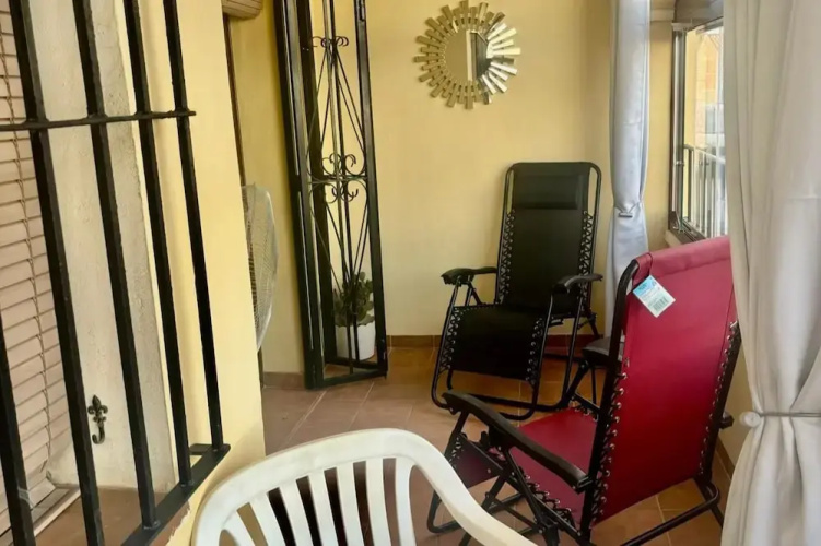 3 Bed Apartment Sleeps 6 With Shared Pool