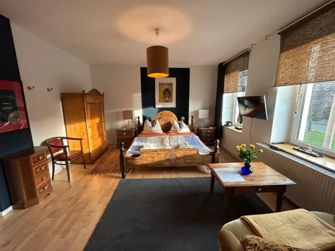 1 Bedroom Apartment