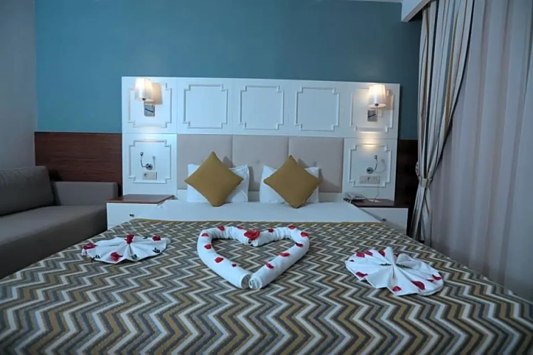 Economy room