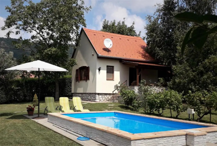 Cseresznyevirág Vendégházak
