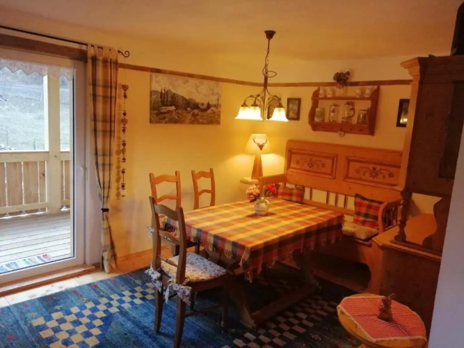 Apartment with balcony