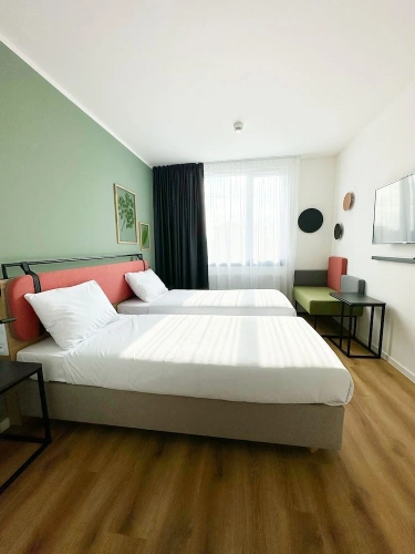Standard Triple room