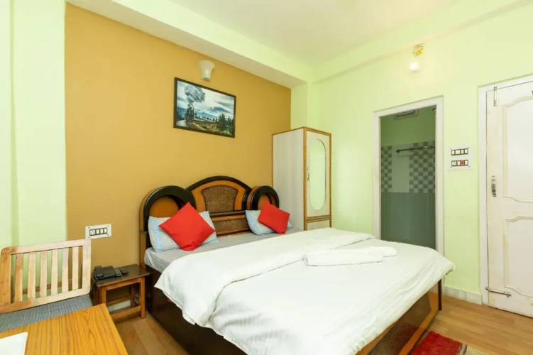 Hotel Mansarovar