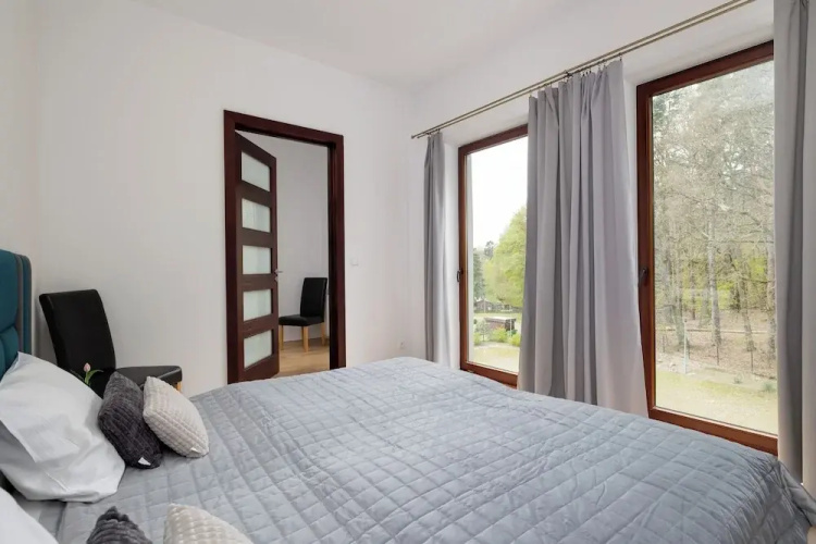 Apartment With Pool by Renters Prestige