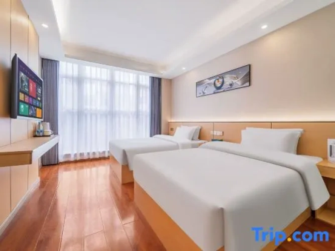Standard Twin Family room