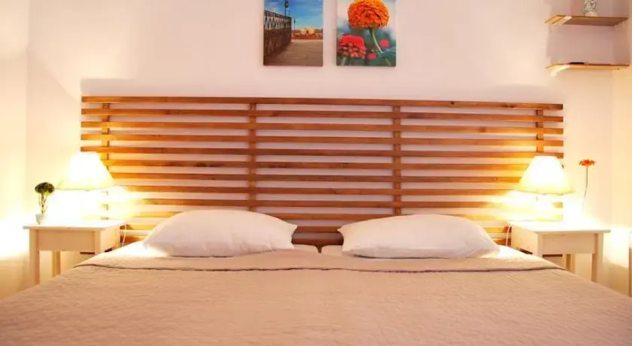 Aki Hotel