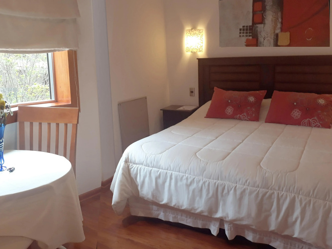 Nubes Hotel