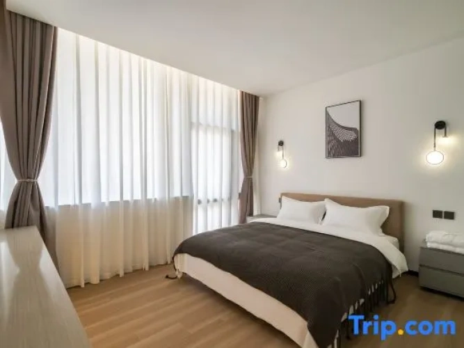 Quadruple Suite