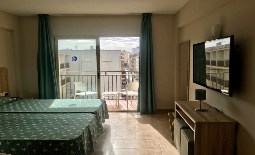 Hotel Iris - Only Adults photo 9