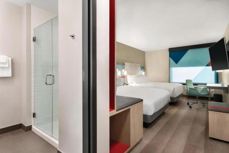 avid hotel Cedar Rapids South - Arpt Area by IHG