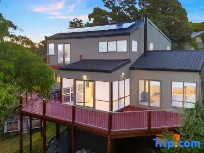 Mountain view house