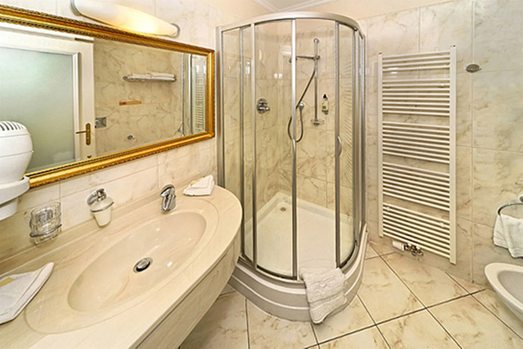 Humboldt Park Hotel & Spa