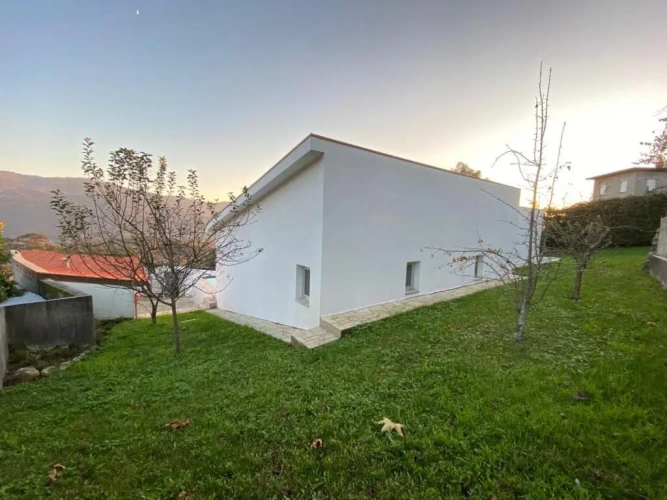 3 Bedrooms Villa